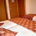Mapoula Pr Boutique بيت ضيافة سانتياغو دي كومبوستيلا