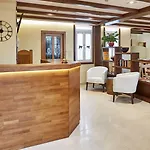 Mapoula Pr Boutique 4*