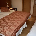 Mapoula Pr Boutique بيت ضيافة سانتياغو دي كومبوستيلا