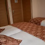 Mapoula Pr Boutique 4*